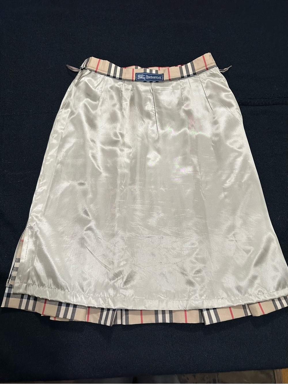 Burberry Nova Check Skirt - Wool - 28” Waist VINTAGE RARE SM / Size 6 EXCELLENT - Picture 8 of 13